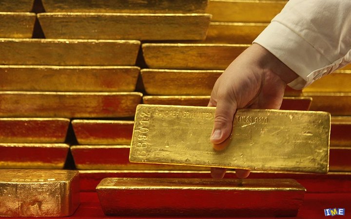 طلا در مسیر سومین کاهش هفتگی